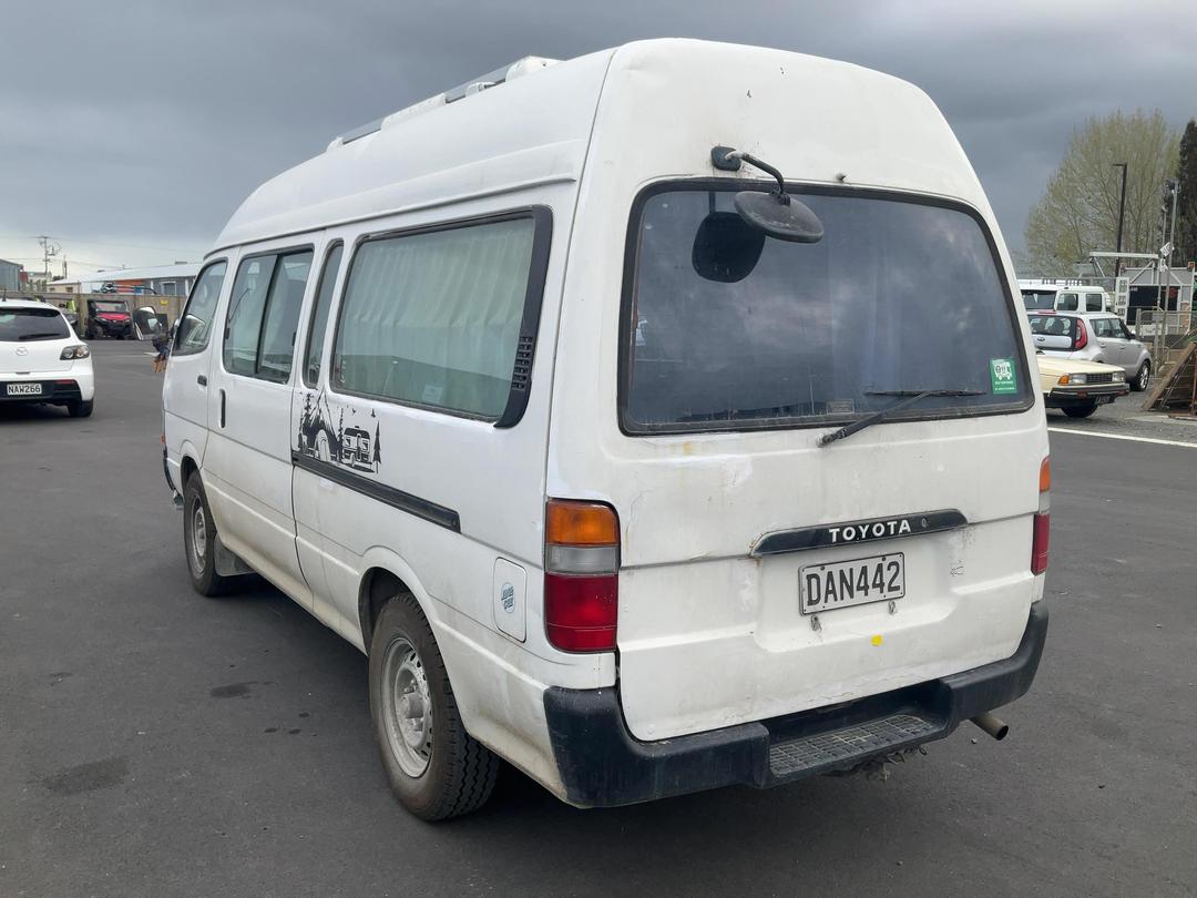 Photo '6' of Toyota Hiace
