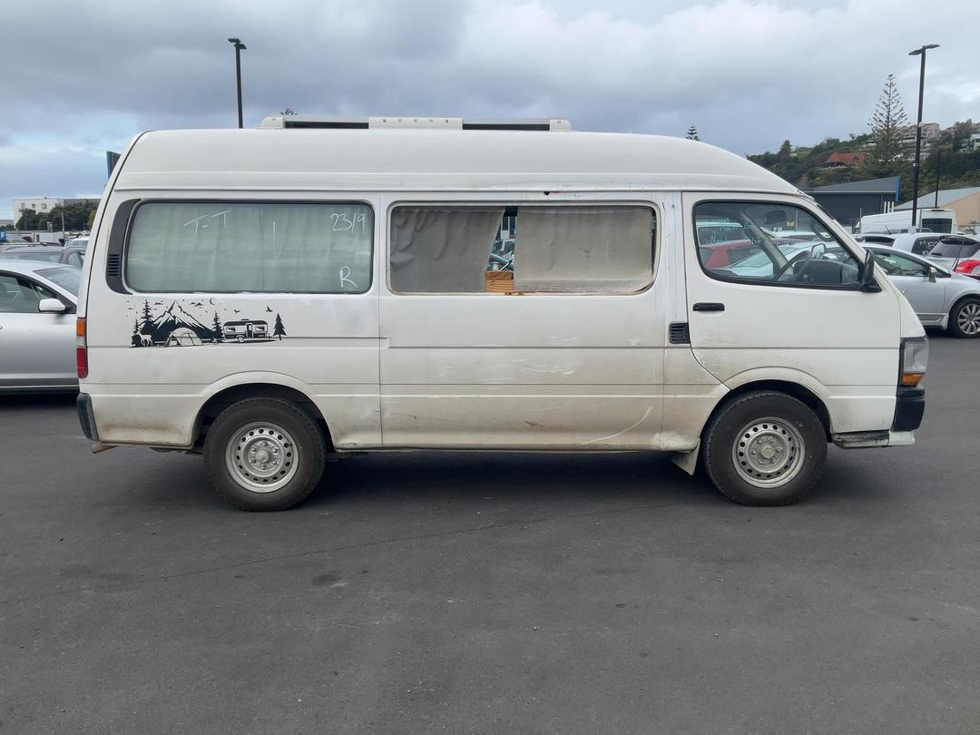 Photo '9' of Toyota Hiace