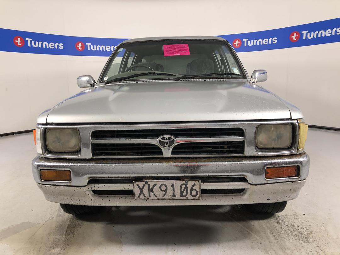 Photo '3' of Toyota Hilux DCB