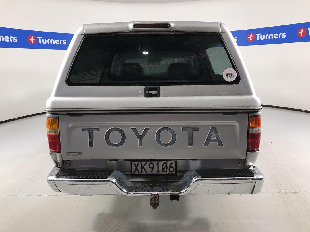 Photo '9' of Toyota Hilux DCB