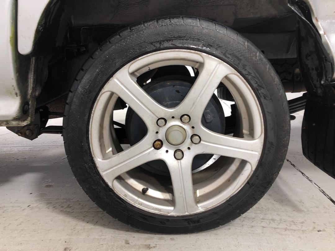 Photo '11' of Toyota Hilux DCB