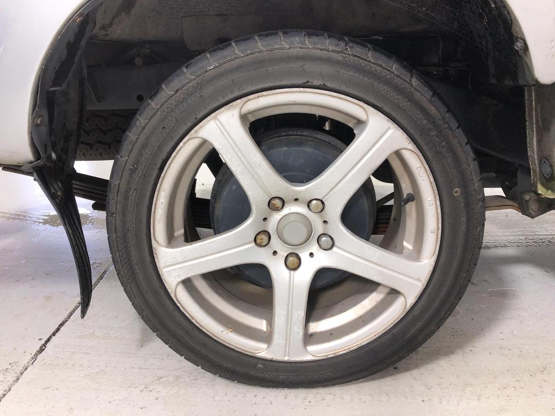 Photo '8' of Toyota Hilux DCB