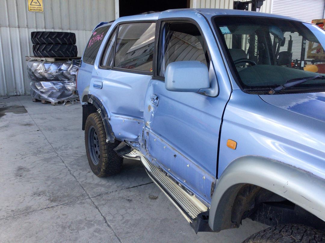Photo '13' of Toyota Hilux