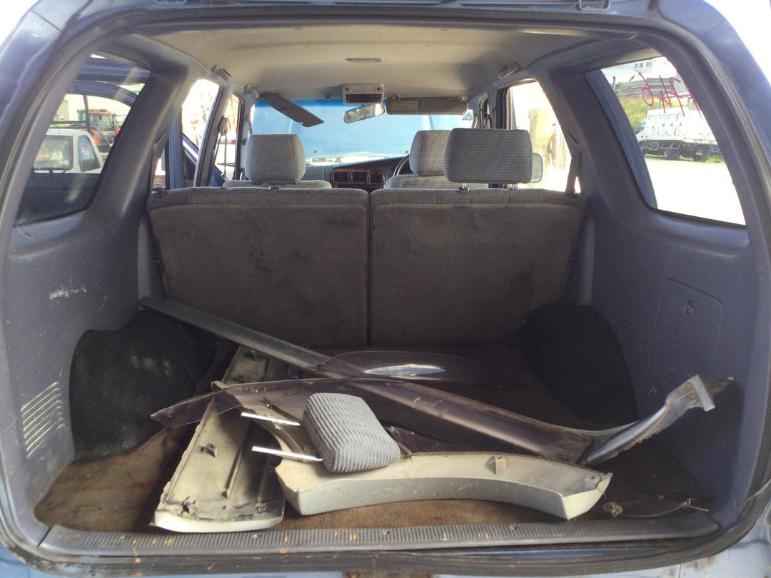 Photo '21' of Toyota Hilux