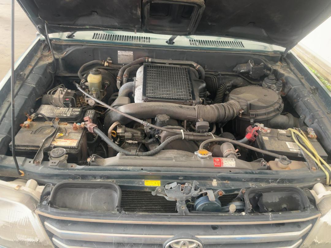 Photo '15' of Toyota Landcruiser Prado