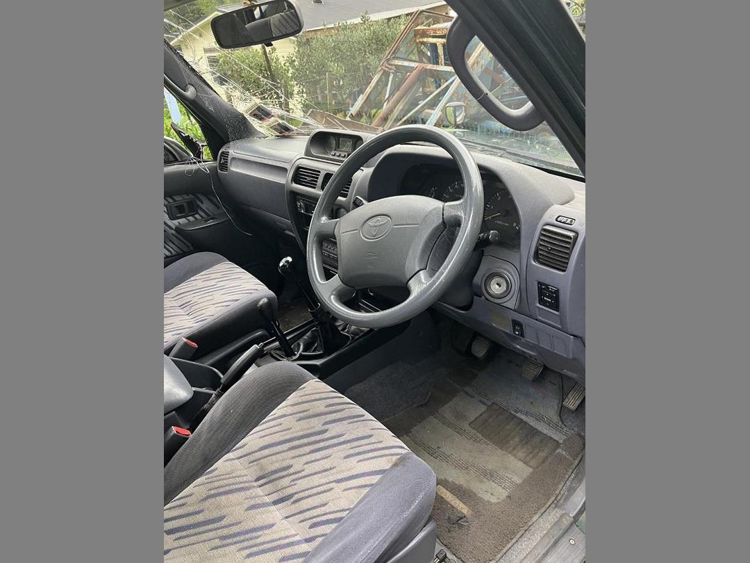 Photo '11' of Toyota Landcruiser Prado