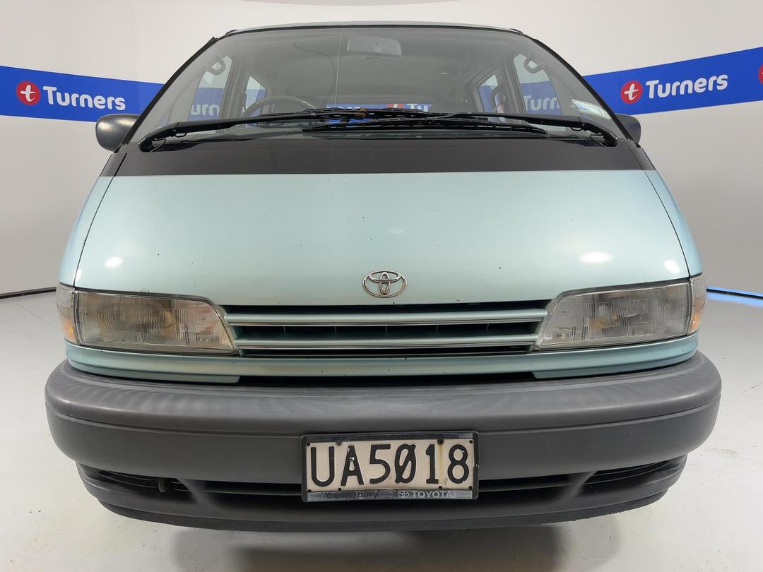 Photo '2' of Toyota Previa