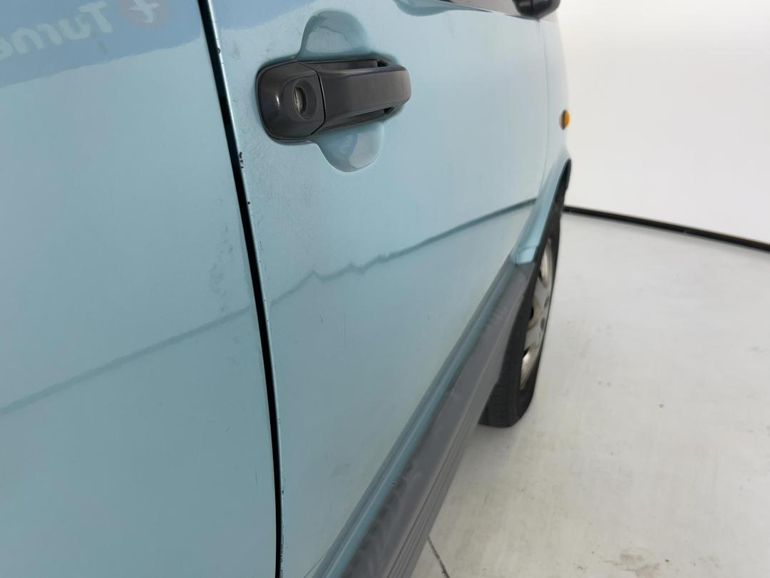 Photo '28' of Toyota Previa