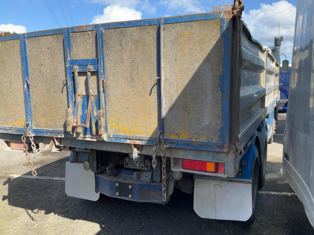 Photo '28' of Hino FY 1Kuka Tipper