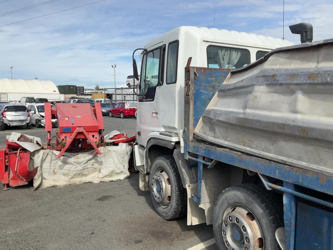 Photo '27' of Hino FY 1Kuka Tipper