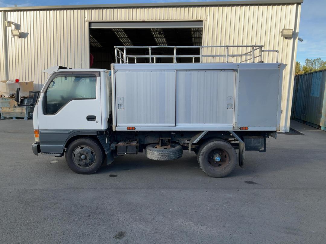Photo '7' of Isuzu ELF NKR71 Box Body