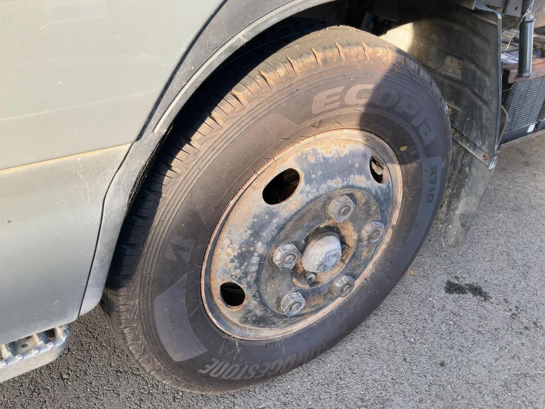 Photo '33' of Isuzu ELF NKR71 Box Body