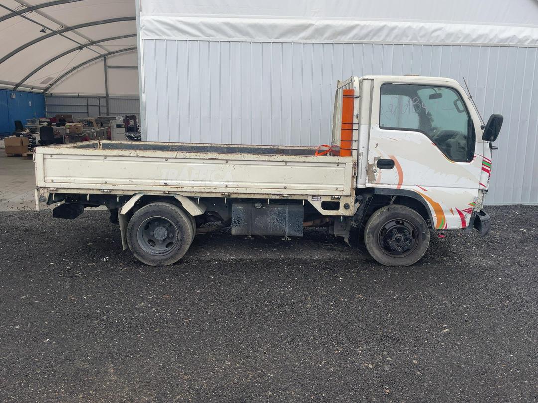Photo '3' of Isuzu ELF NKR66 Flat Deck