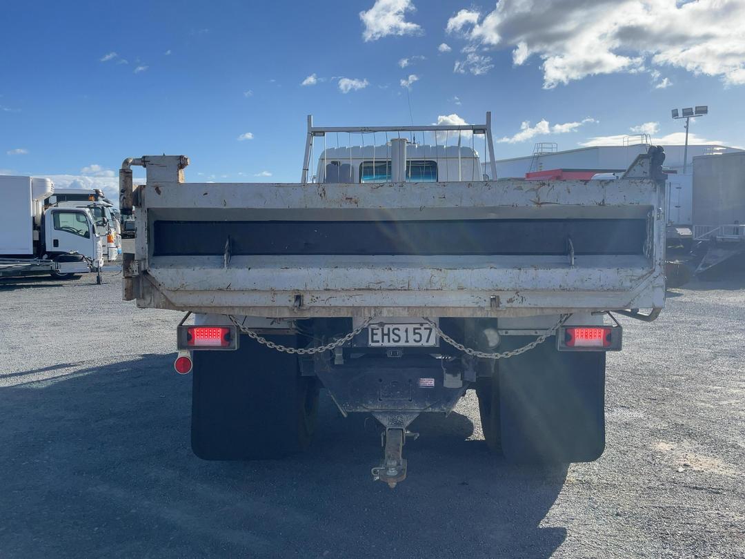 Photo '5' of Isuzu Forward Tipper