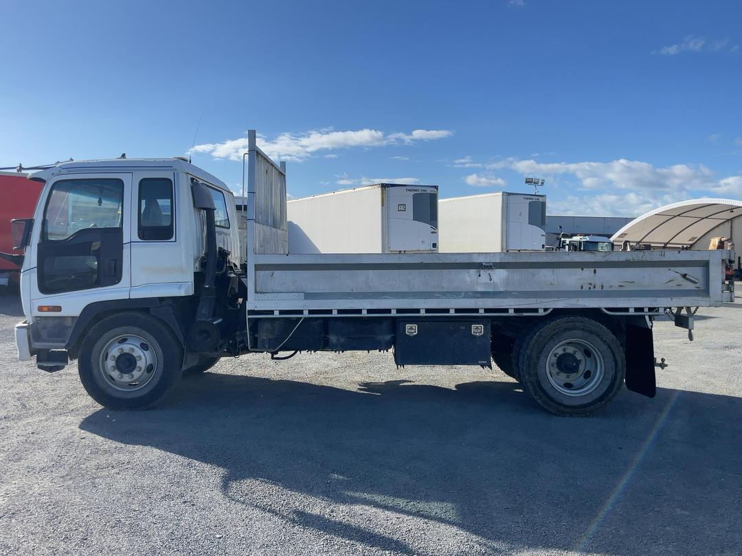 Photo '8' of Isuzu Forward Tipper