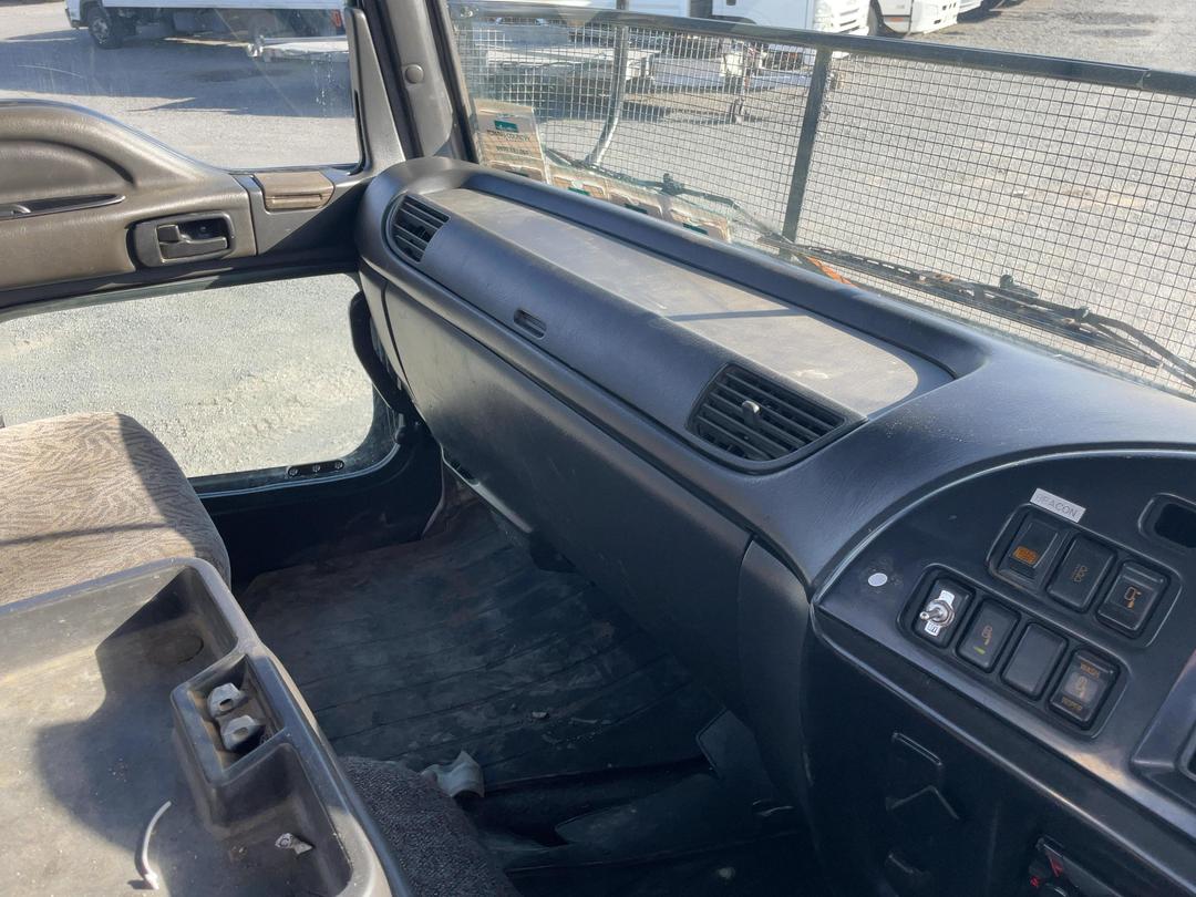 Photo '22' of Isuzu Forward Tipper