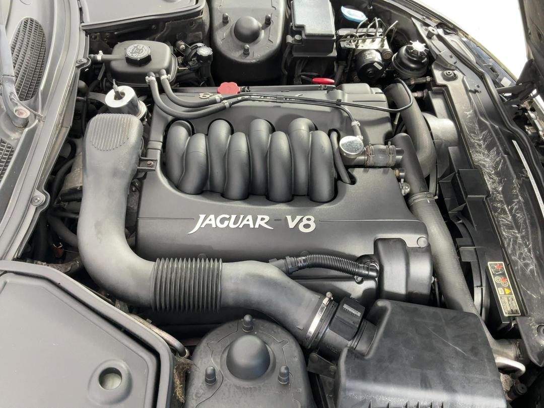 Photo '13' of Jaguar XK