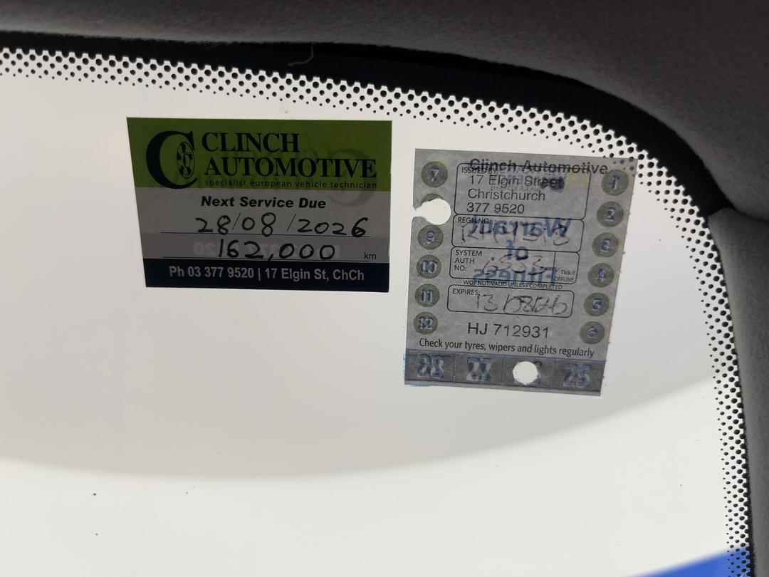 Photo '22' of Jaguar XK8