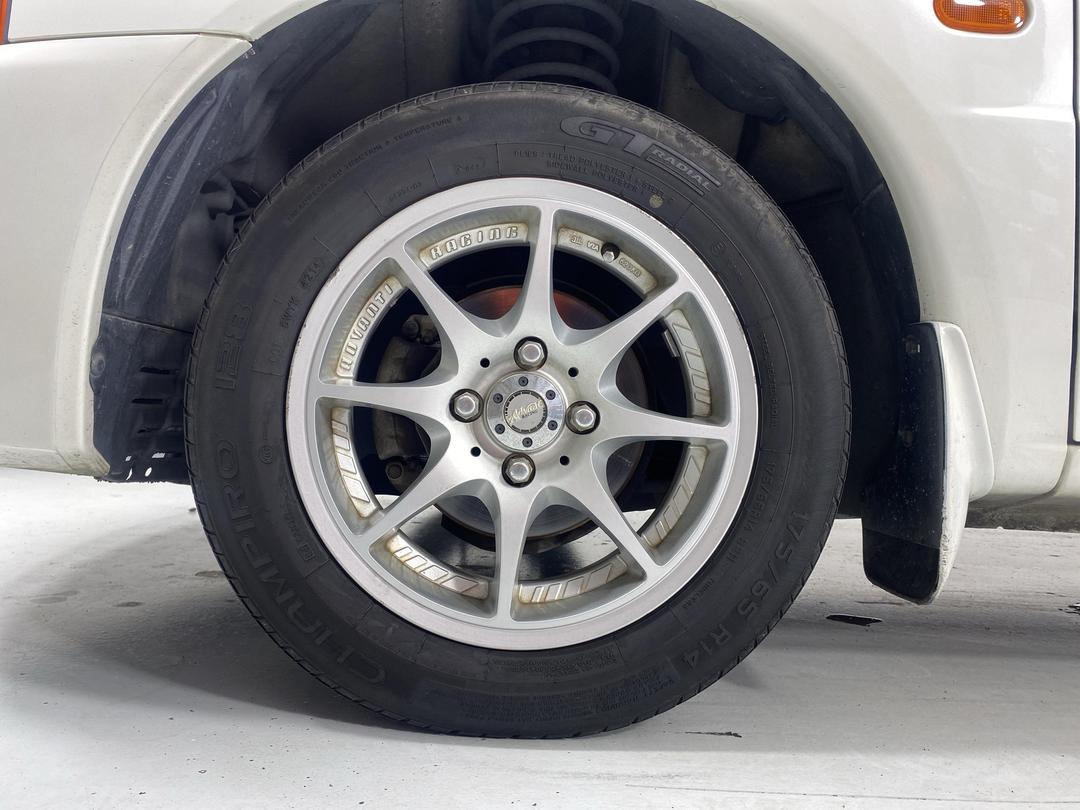 Photo '10' of Mitsubishi Lancer