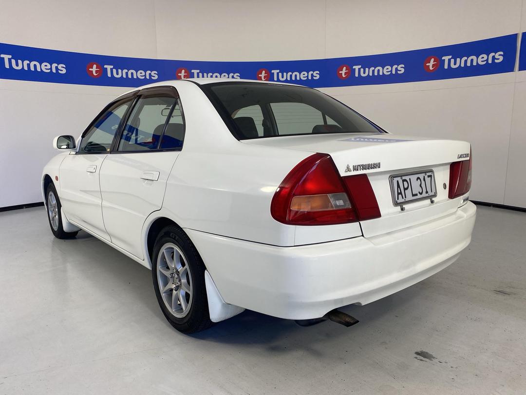 Photo '5' of Mitsubishi Lancer