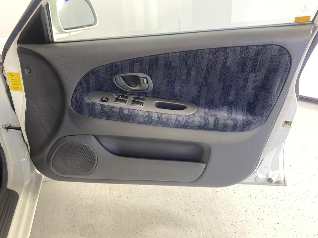 Photo '15' of Mitsubishi Lancer