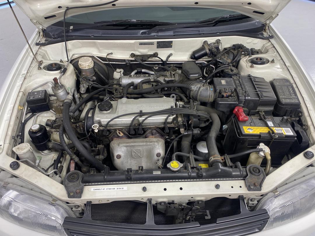 Photo '13' of Mitsubishi Lancer