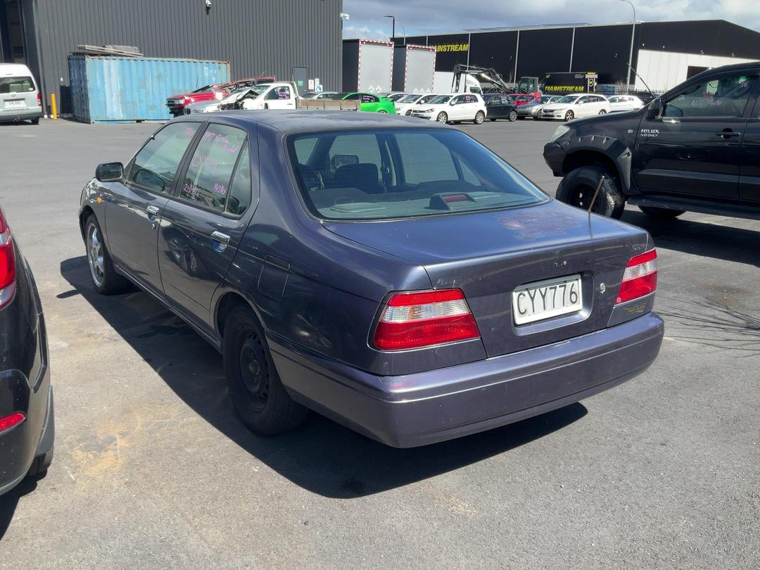 Photo '5' of Nissan Bluebird SSS Photo '5' of Nissan Bluebird SSS