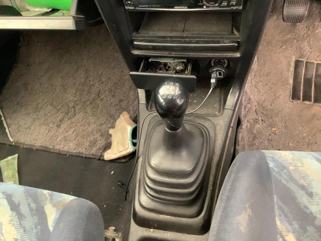 Photo '18' of Nissan Wingroad JS