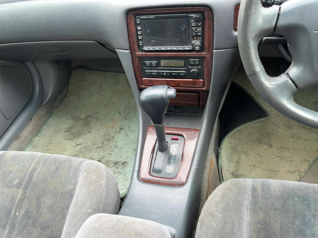 Photo '16' of Toyota Camry Photo '16' of Toyota Camry