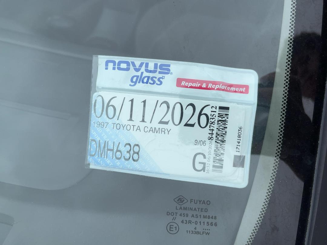 Photo '33' of Toyota Camry Photo '33' of Toyota Camry