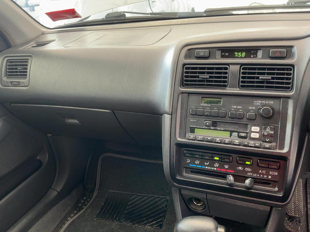 Photo '15' of Toyota Corona Premio E 1.8