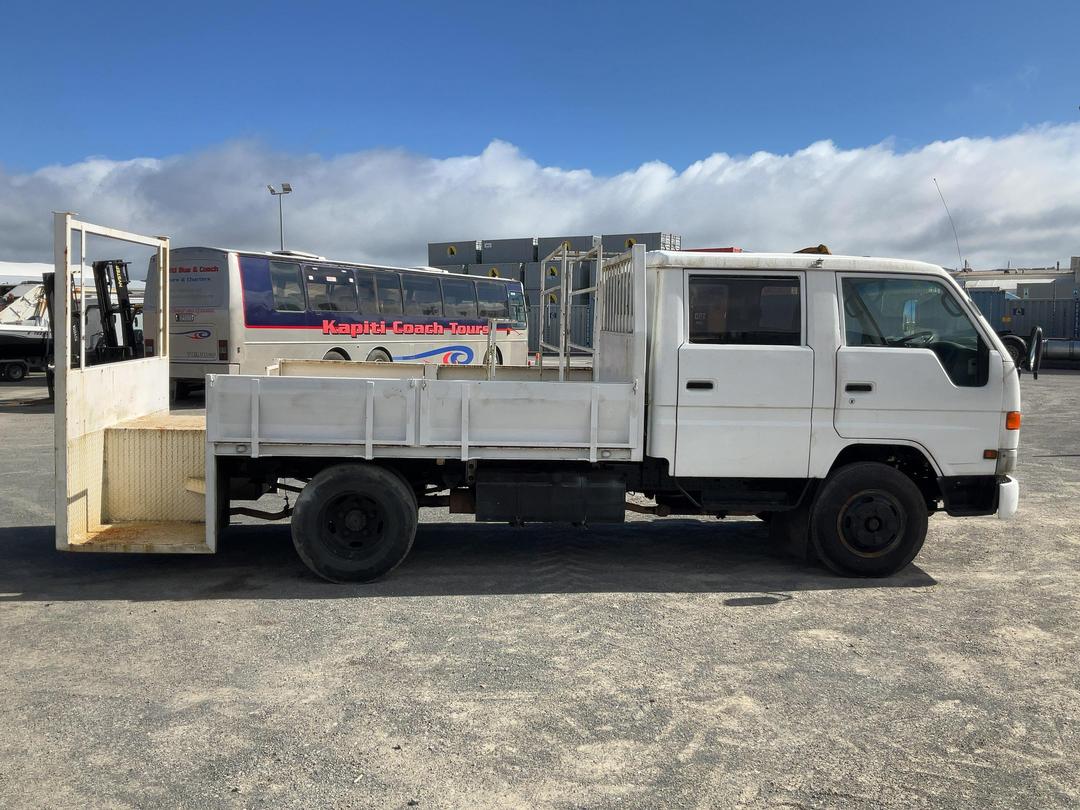 Photo '3' of Toyota Dyna BU212 Traffic Management