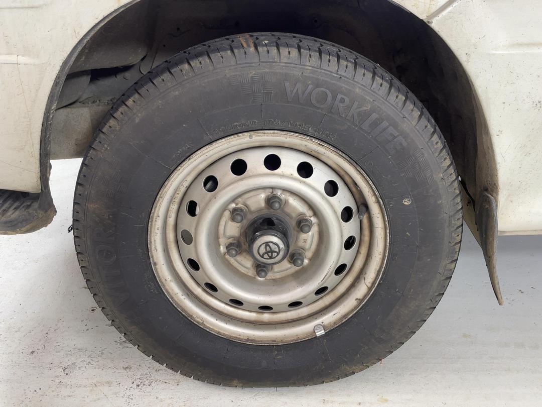 Photo '8' of Toyota Hiace Photo '8' of Toyota Hiace