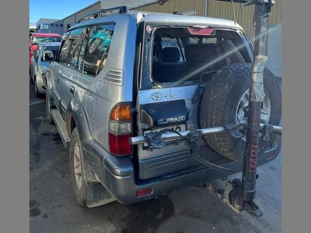 Photo '3' of Toyota Landcruiser Prado