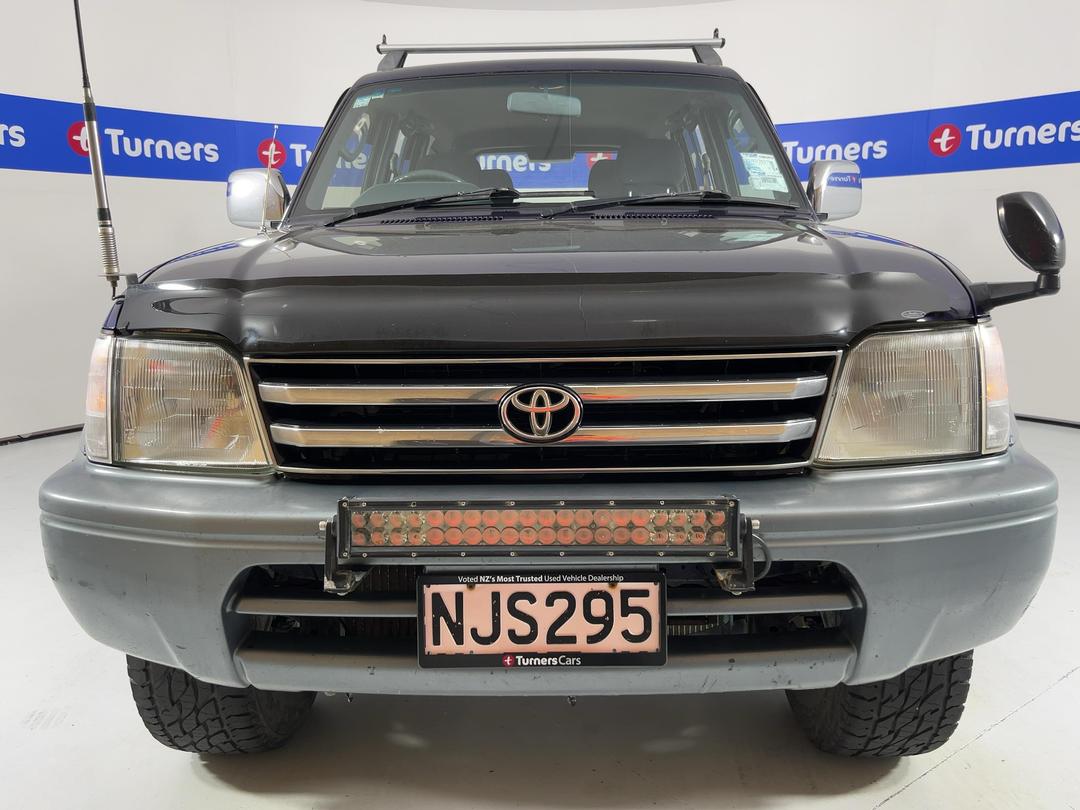 Photo '2' of Toyota Landcruiser Prado