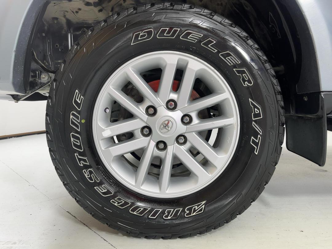 Photo '10' of Toyota Landcruiser Prado