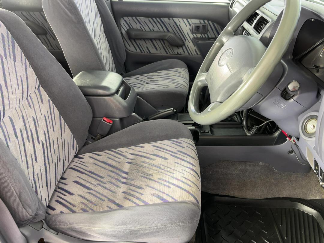 Photo '16' of Toyota Landcruiser Prado