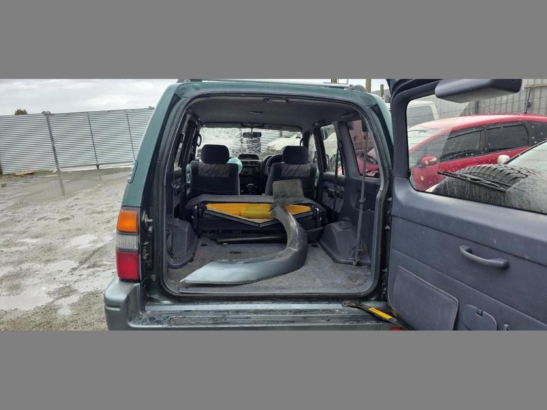Photo '10' of Toyota Landcruiser Prado Photo '10' of Toyota Landcruiser Prado