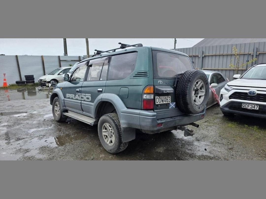 Photo '7' of Toyota Landcruiser Prado Photo '7' of Toyota Landcruiser Prado