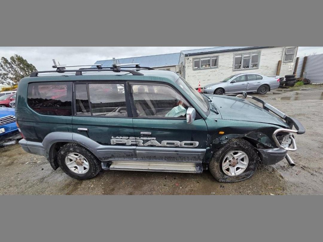 Photo '4' of Toyota Landcruiser Prado Photo '4' of Toyota Landcruiser Prado