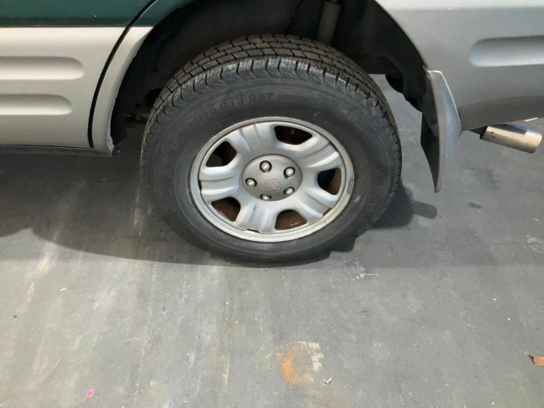 Photo '13' of Toyota Rav4 L