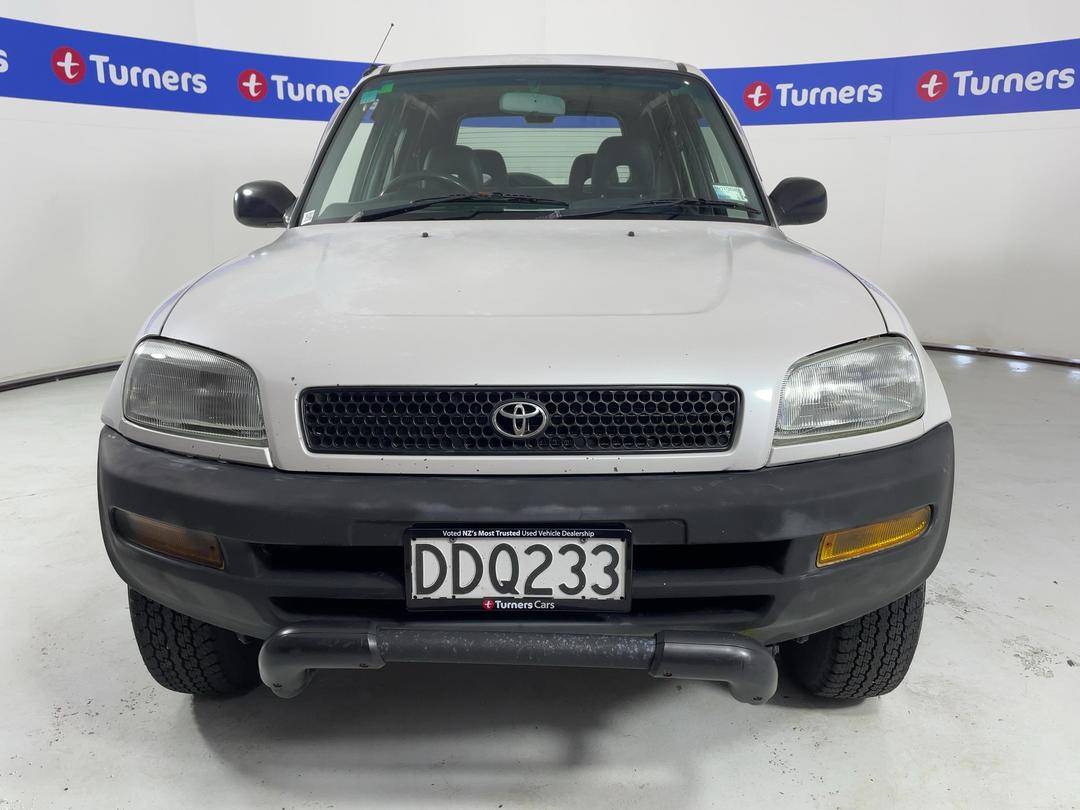 Photo '2' of Toyota Rav4
