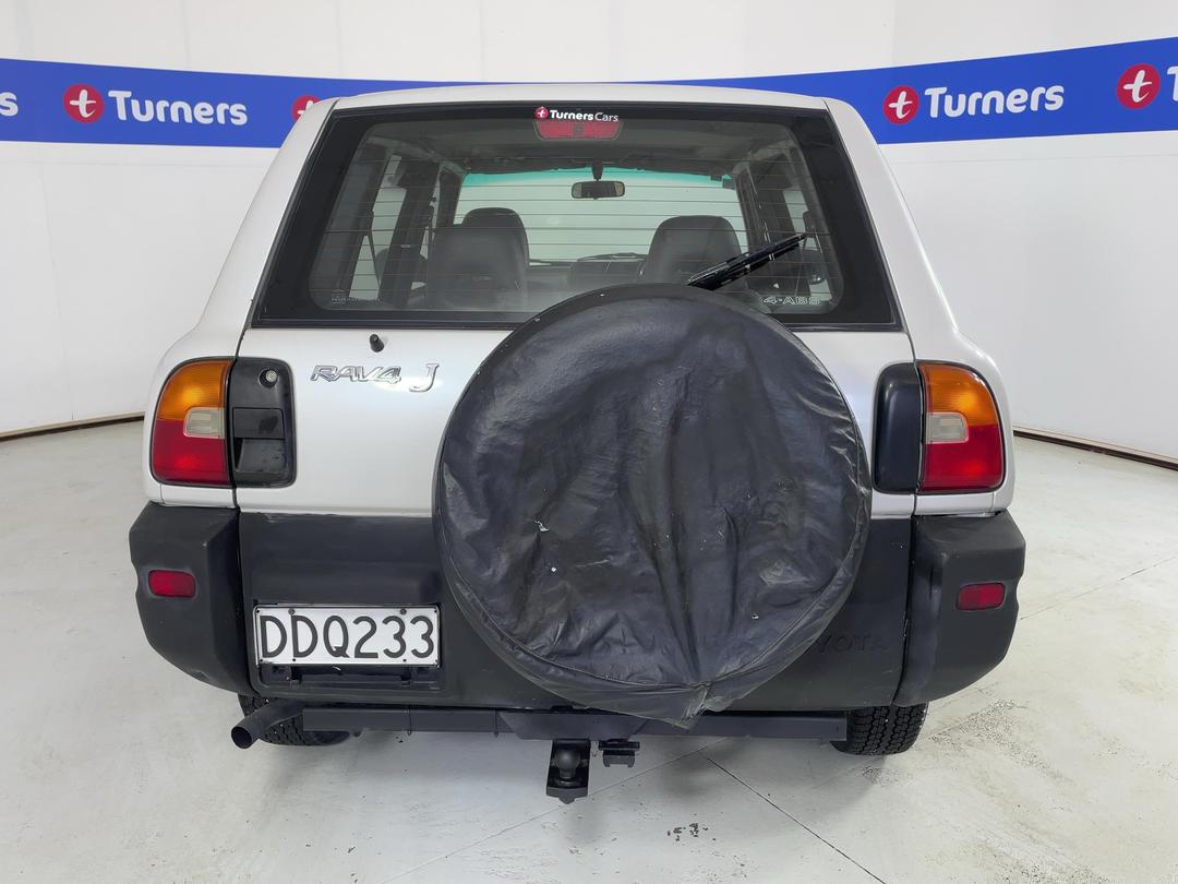 Photo '6' of Toyota Rav4