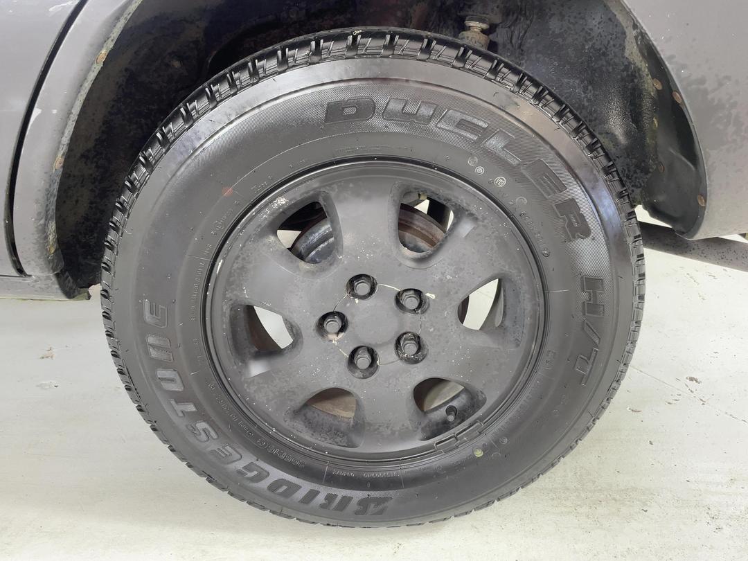 Photo '11' of Toyota Rav4