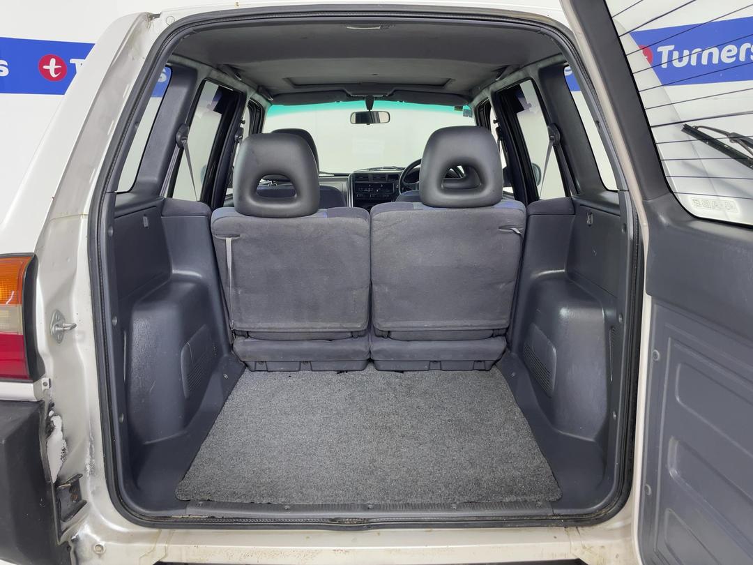 Photo '14' of Toyota Rav4