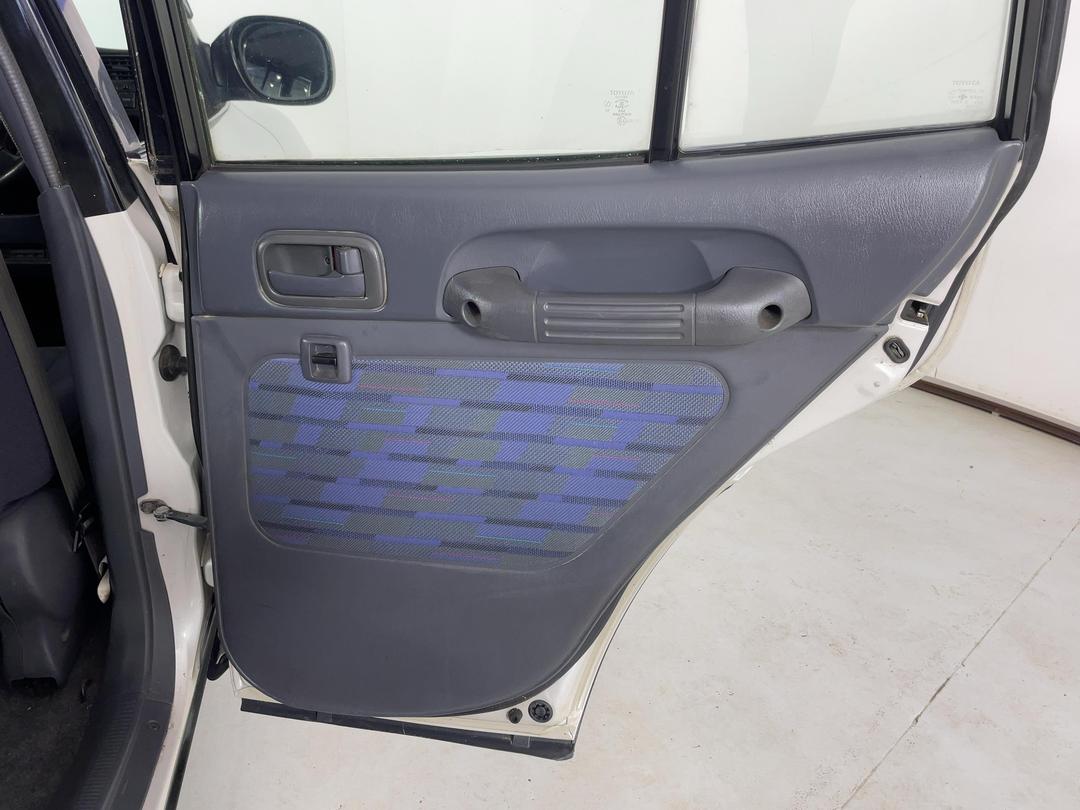 Photo '19' of Toyota Rav4