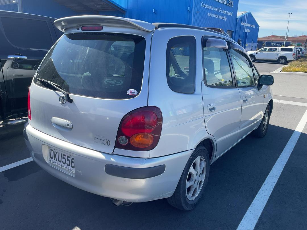 Photo '6' of Toyota Spacio Photo '6' of Toyota Spacio