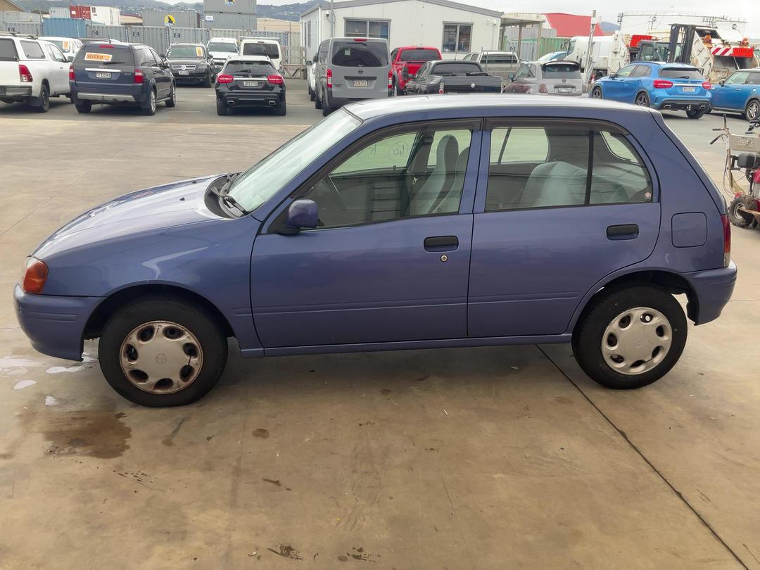 Photo '5' of Toyota Starlet Photo '5' of Toyota Starlet