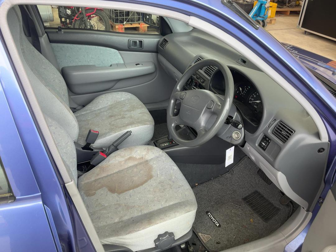 Photo '15' of Toyota Starlet Photo '15' of Toyota Starlet