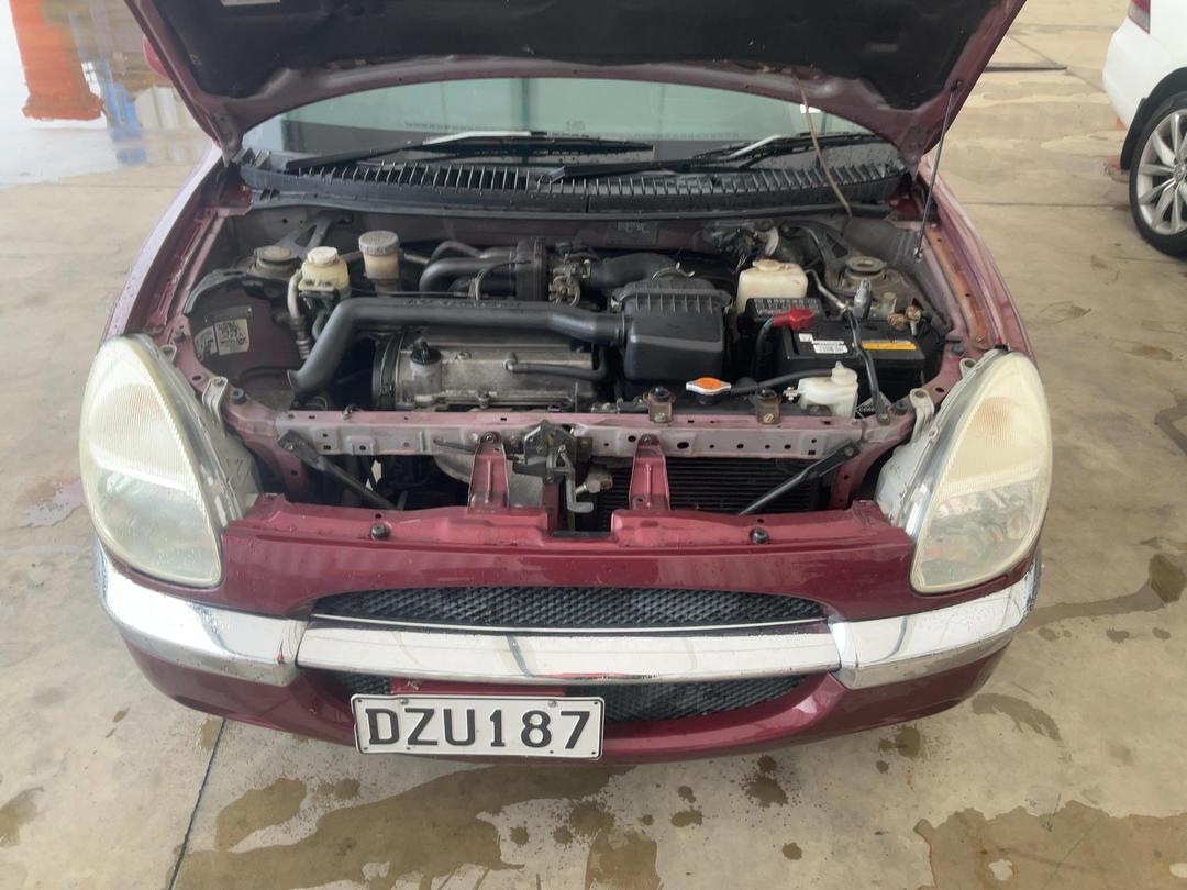 Photo '13' of Daihatsu Storia